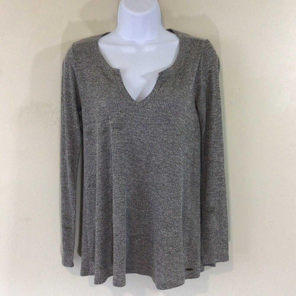Hollister Thin Gray Long Sleeve V Neck Casual Shirt